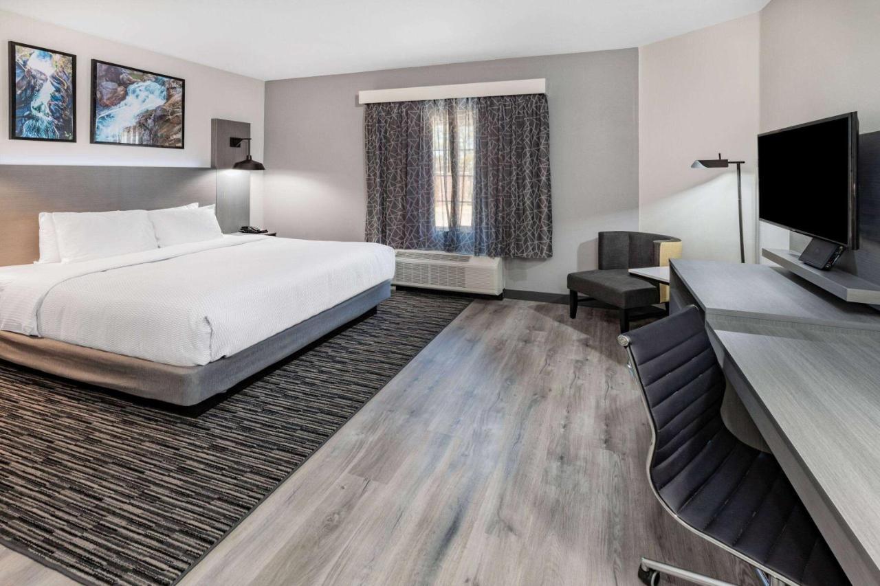 La Quinta Inn & Suites By Wyndham Ardmore Esterno foto
